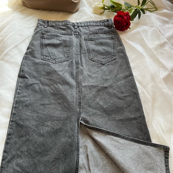 Long denim Skirt - Picture 3 of 3